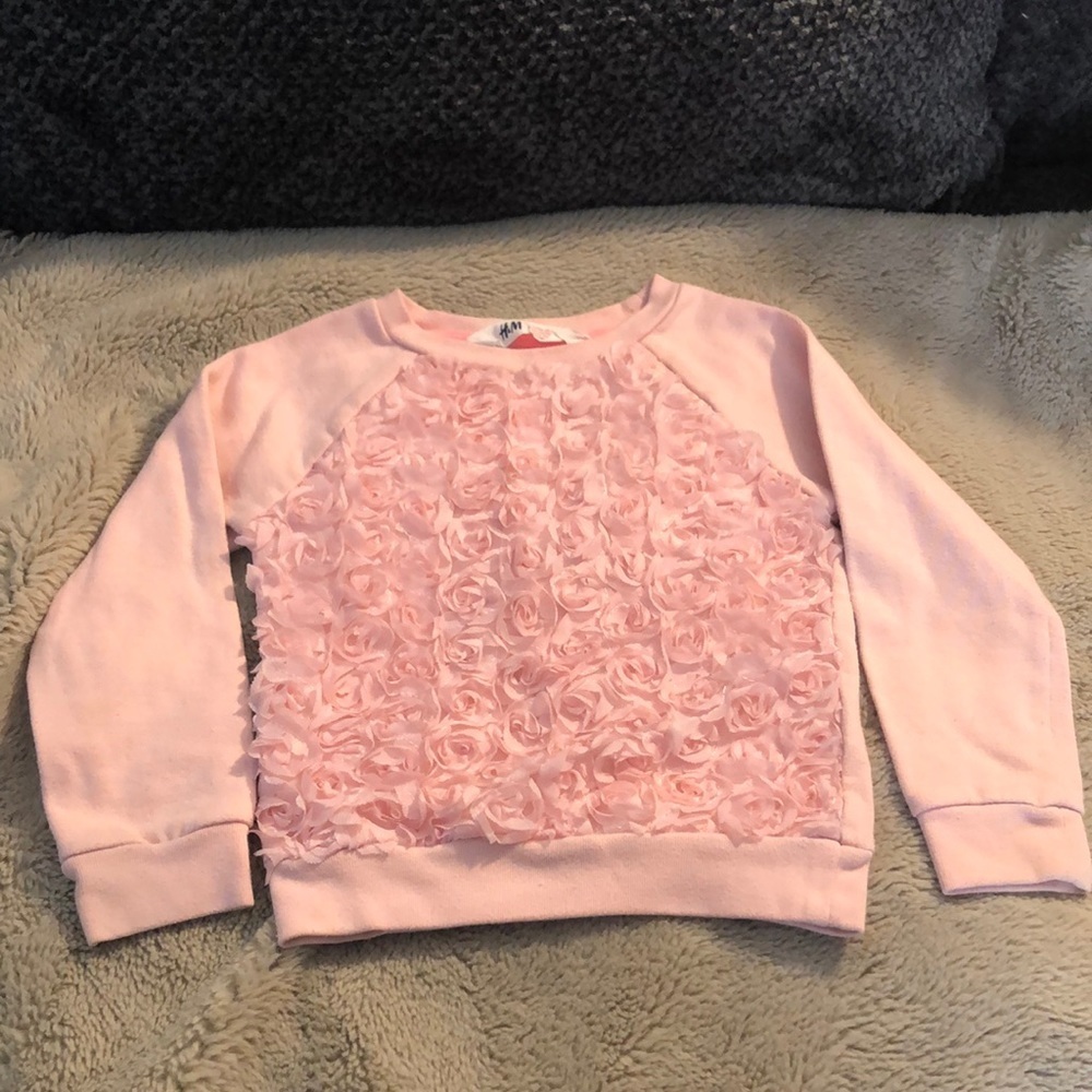 🎉 4 for $20 H&M Pink Rose Sweatshirt, size 2-4Y
